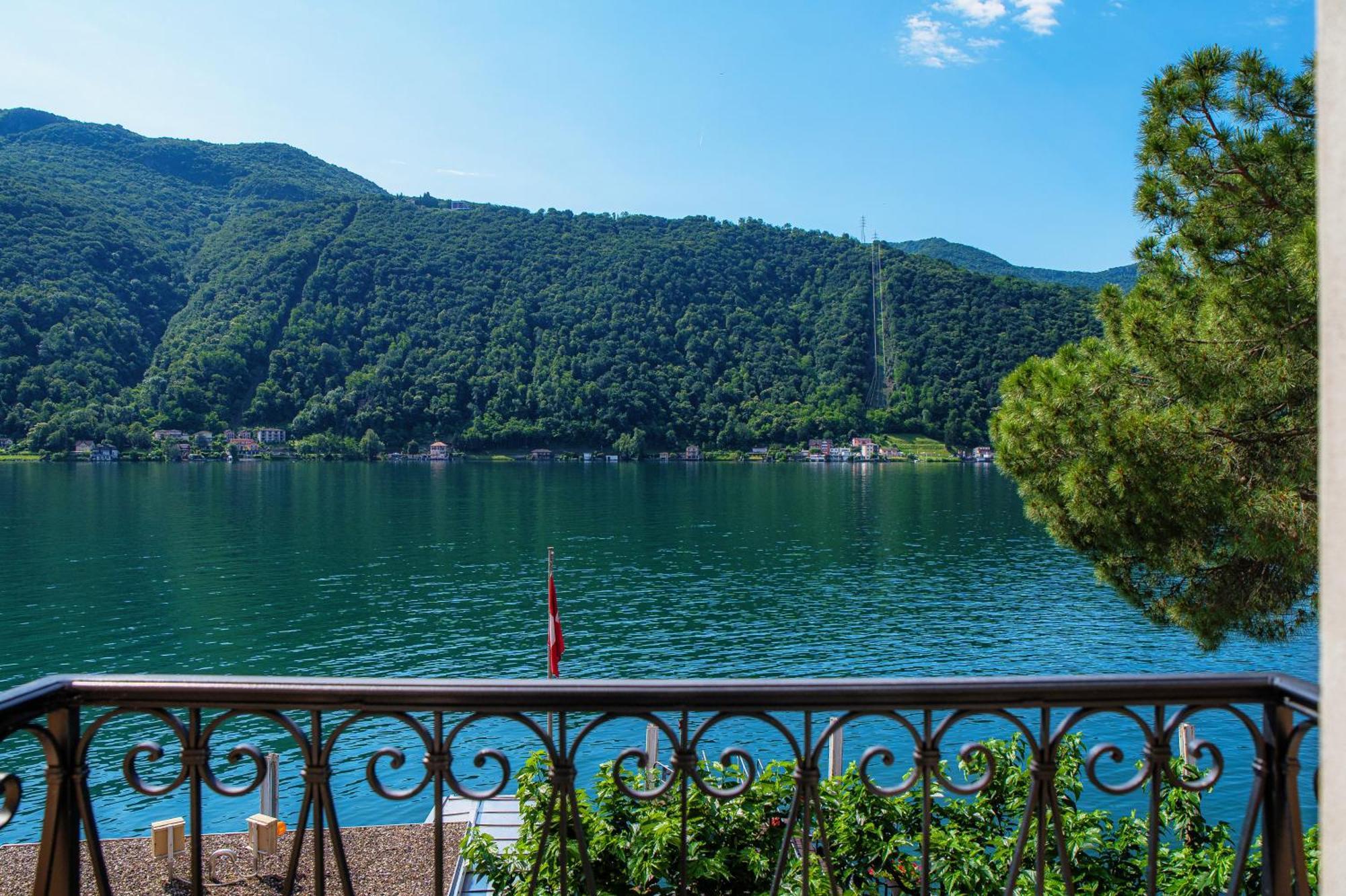 Il Balcone Sul Lago By Quokka 360 - Historic Lakeside Flat In Morcote Exterior foto